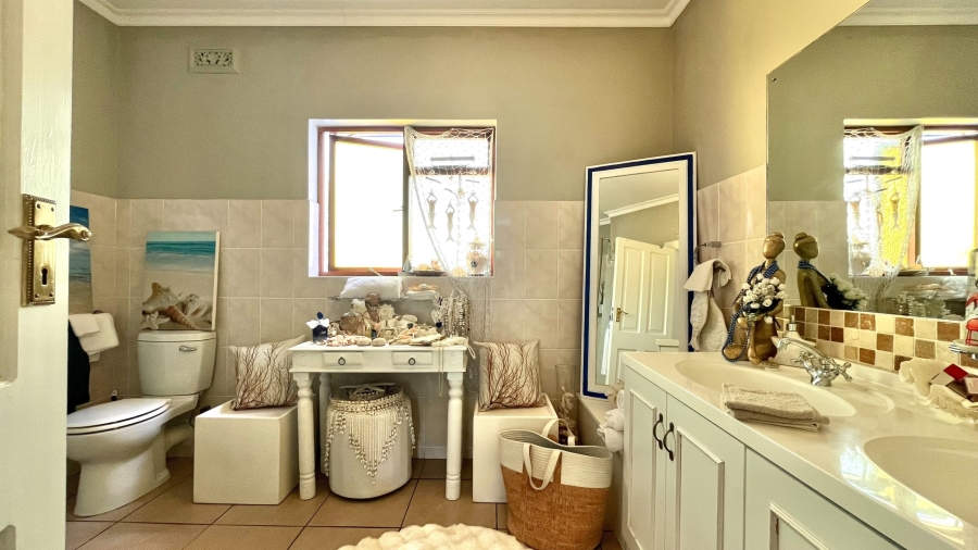 3 Bedroom Property for Sale in Bene Western Cape